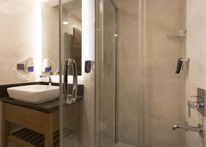 Hassuites * 무글라