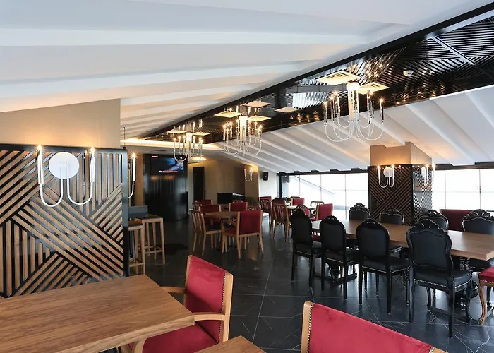 Hassuites 호텔 무글라